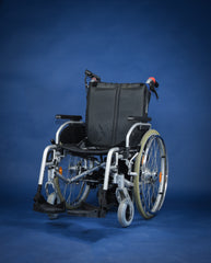 Rollstuhl Drive Ecotec SB 46 cm mit elektrische Schiebehilfe Vermeiren V-Drive